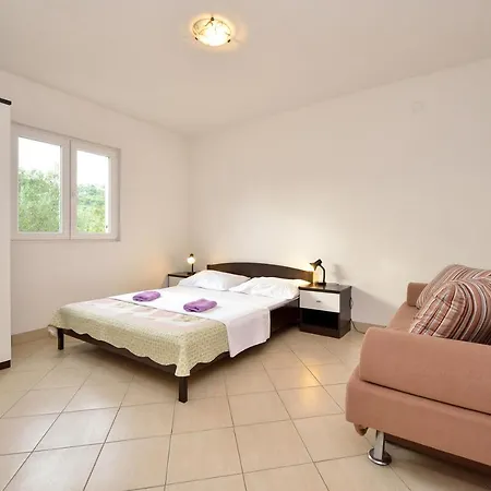 Family-friendly With Swimming Pool Drage, Biograd - 5904