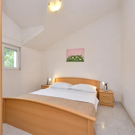 Family-friendly With Swimming Pool Drage, Biograd - 5904 Apartment Drage
