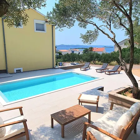 Family-friendly With Swimming Pool Drage, Biograd - 5904 *