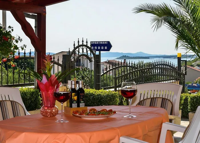 Apartman Family-friendly With Swimming Pool Drage, Biograd - 5904 *