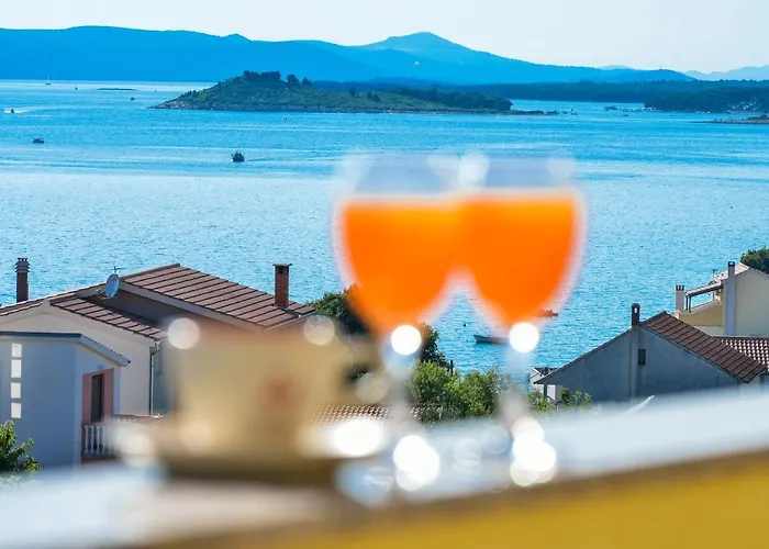 Apartman Family-friendly With Swimming Pool Drage, Biograd - 5904 *