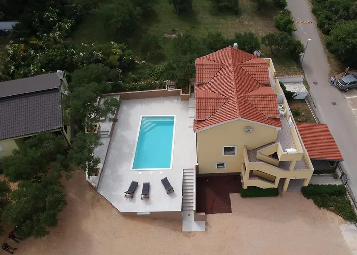 Family-friendly With Swimming Pool Drage, Biograd - 5904 Drage