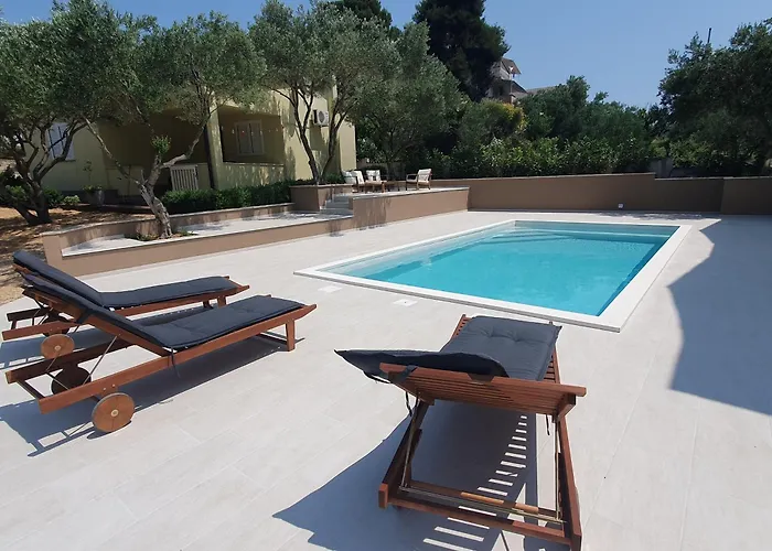 Apartman Family-friendly With Swimming Pool Drage, Biograd - 5904 *