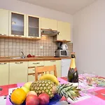 公寓 Family-friendly With Swimming Pool Drage, Biograd - 5904 *