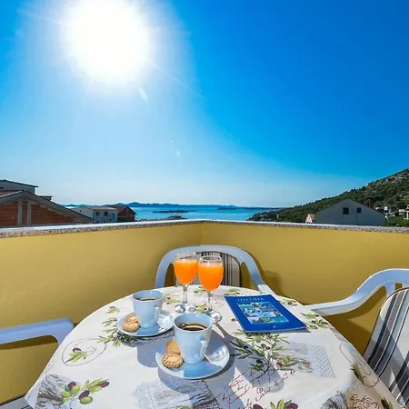 Family-friendly With Swimming Pool Drage, Biograd - 5904 Lejlighed Drage